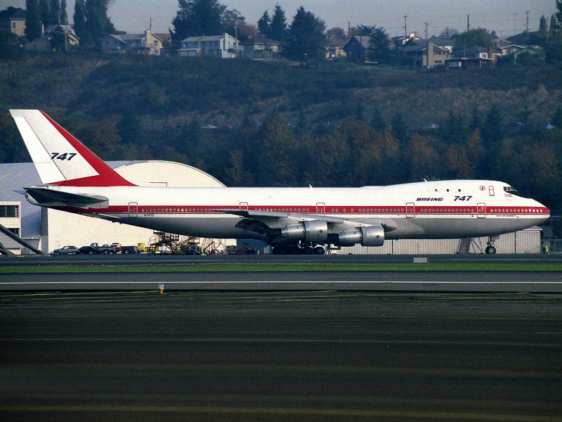 B747-100  N7470