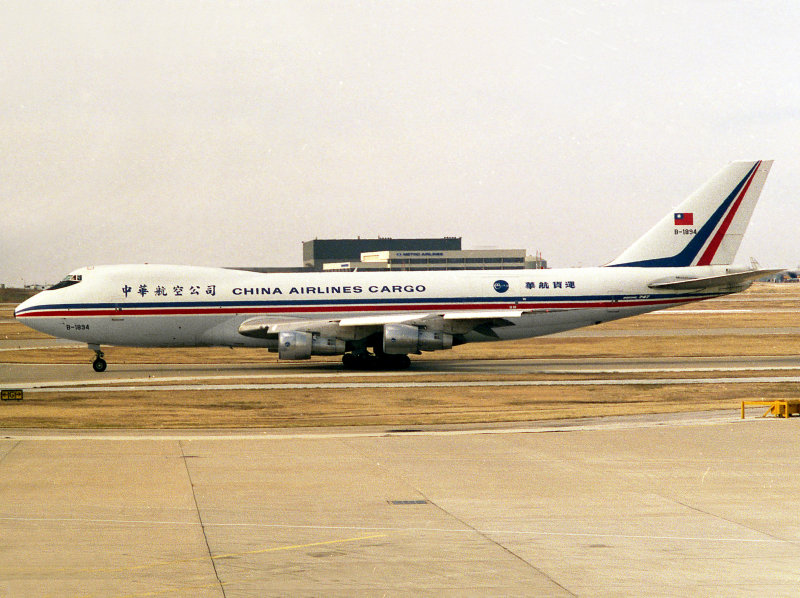 B747-200F  B-1894 