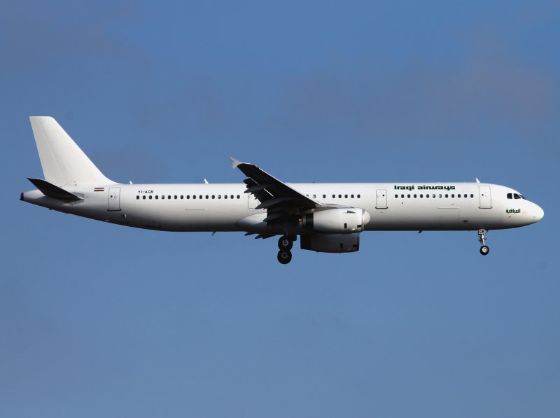 A321  YI-AGR  