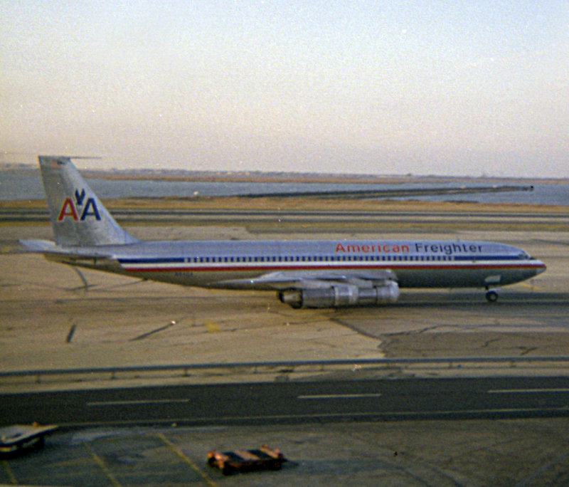 B707-320CF  N8404