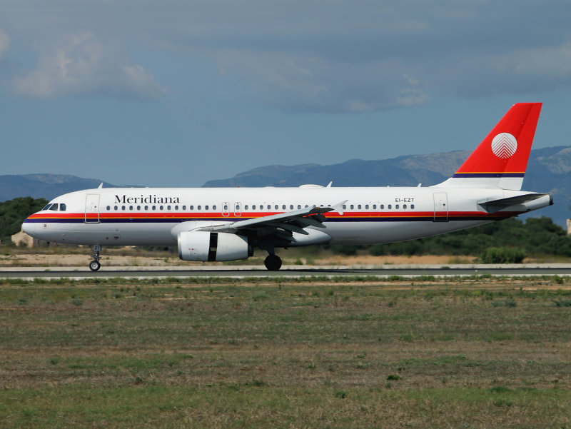 A320  I-EEZT  