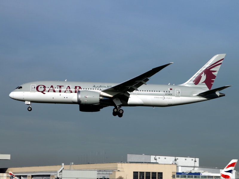 B787  A7-BCE  