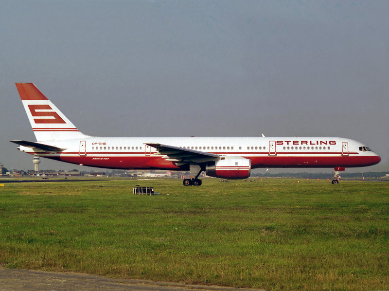 B757  OY-SHB 
