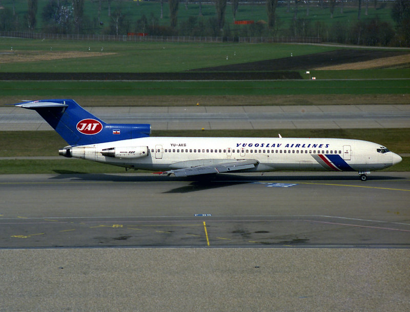 B727-200  YU-AKG  