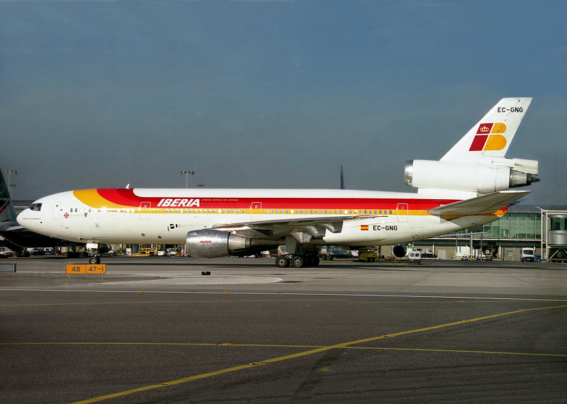 DC10-30  EC-GNG 