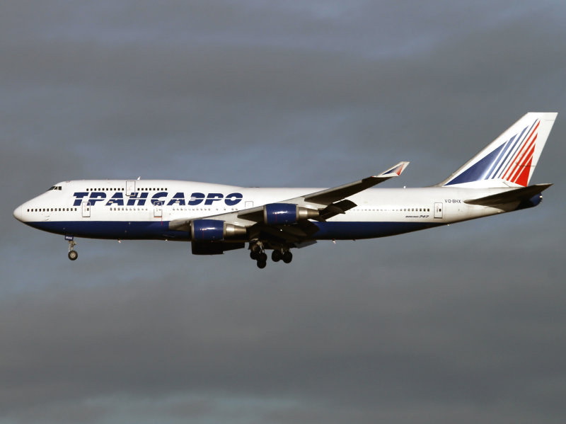 B747-400  VQ-BHX  