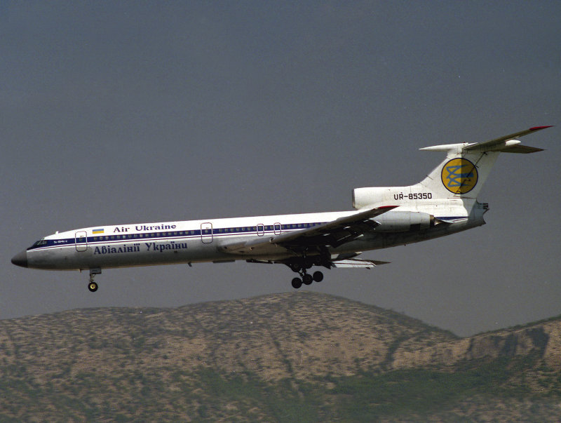 Tu154B2  UR-85350 