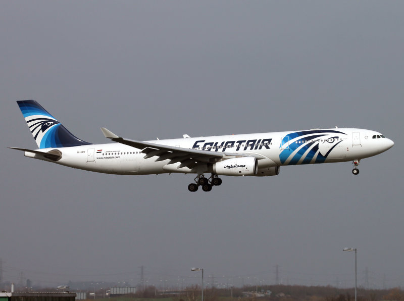 At LHR 09L