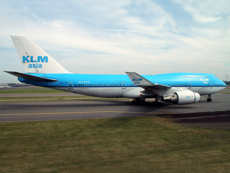 B747-400   PH-BFH  