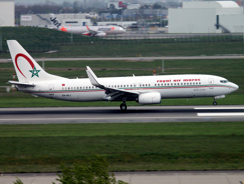 B737-800  CN-RGJ 
