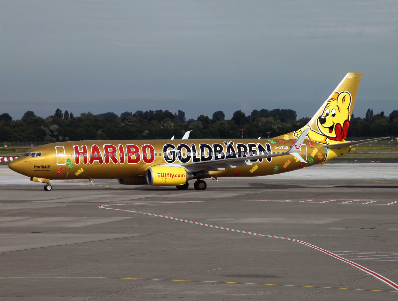 Note the newly added 'Scimitar' winglets which bear downwards also..