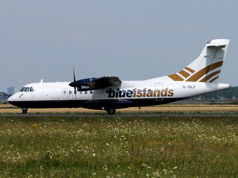 ATR-42 G-ISLF