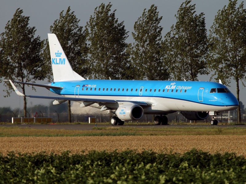 Emb 190 PH-EXD