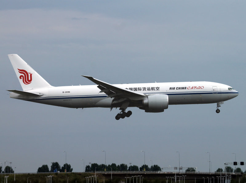 B777-200F B-2096