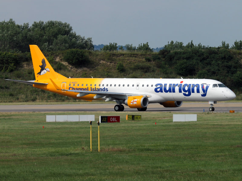 Emb 190 G-NSEY