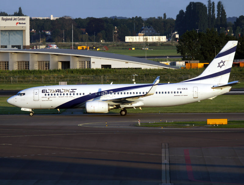 B738 4X-EKS