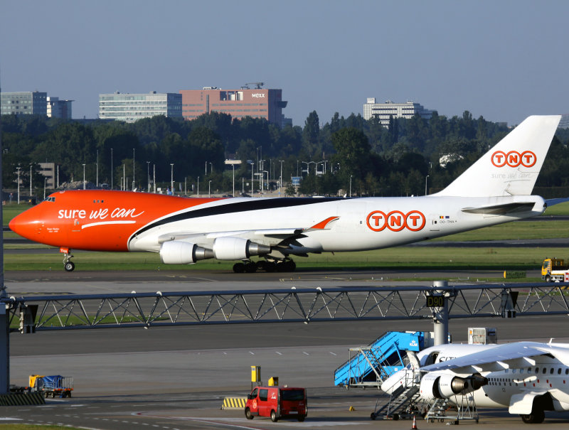 B744F OO-THA