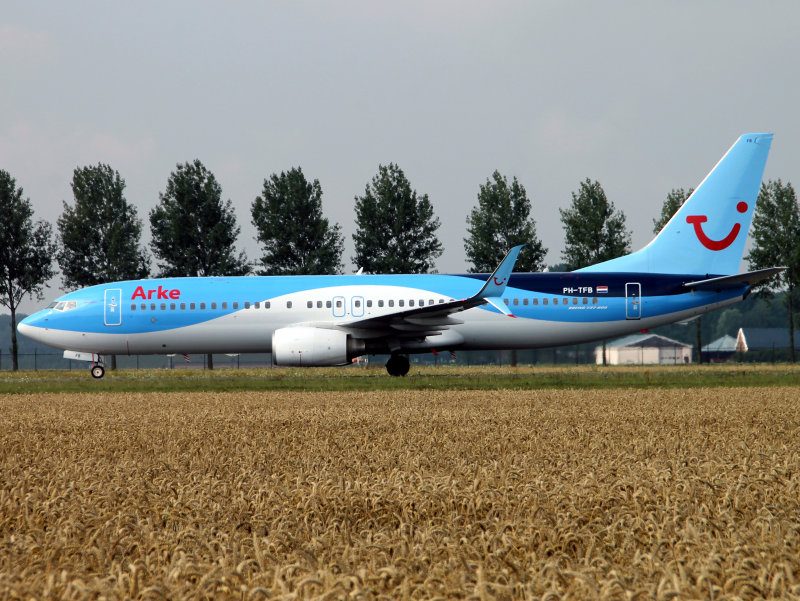 B737-800 PH-TFB