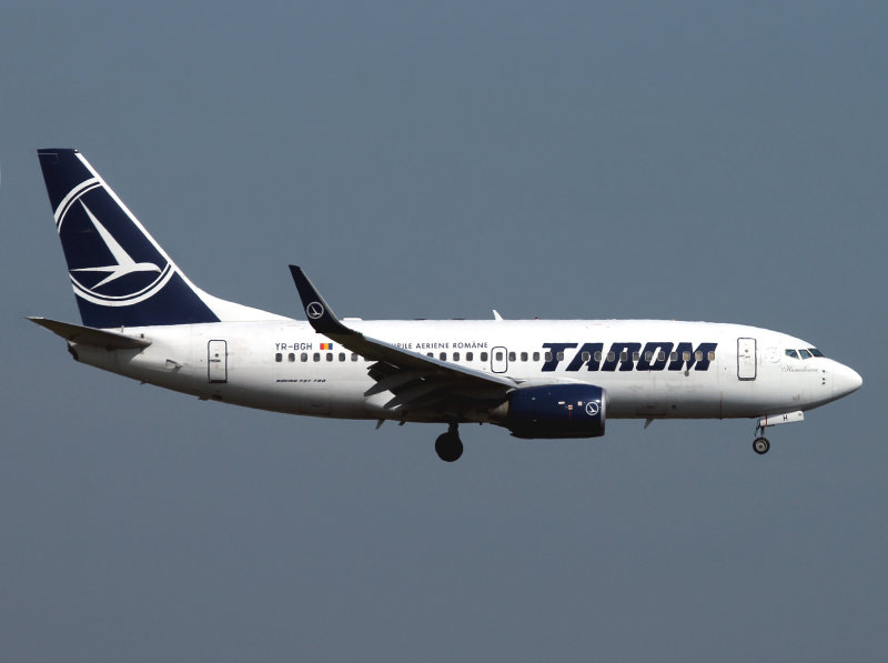 B733W YR-BGH
