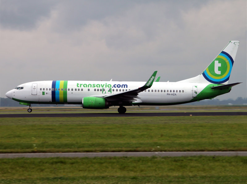 B738 PH-HZA