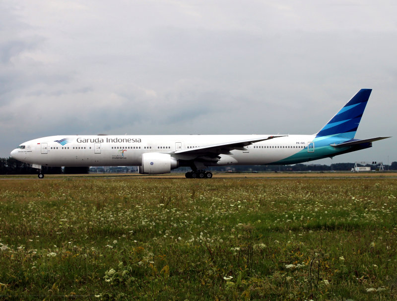 B777-300 PK-GIC