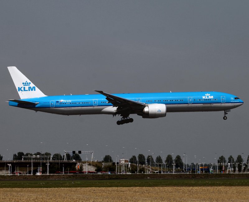 B777-300 PH-BVK