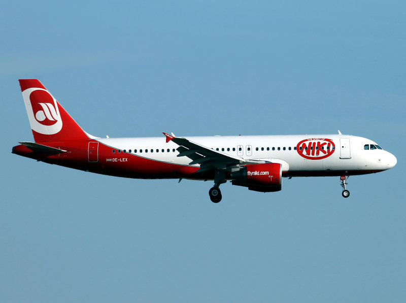 A320 OE-LEX