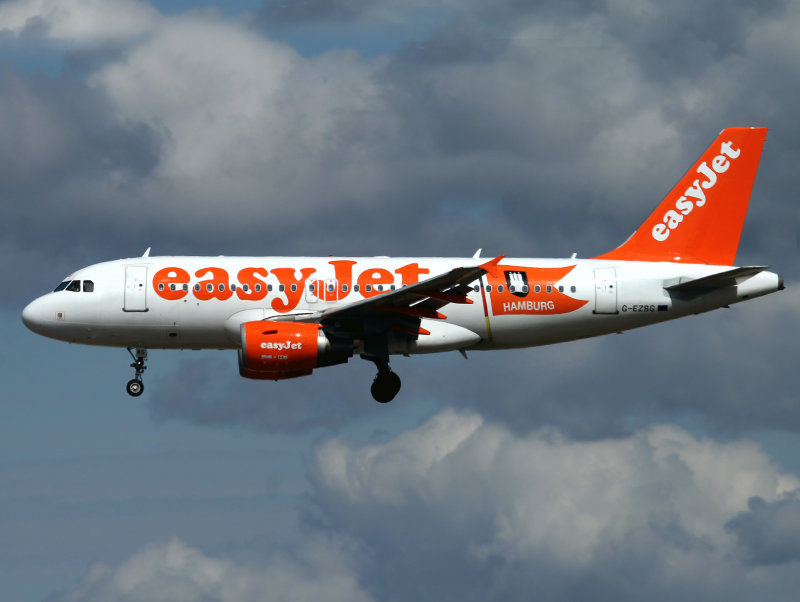 A319  G-EZBG  