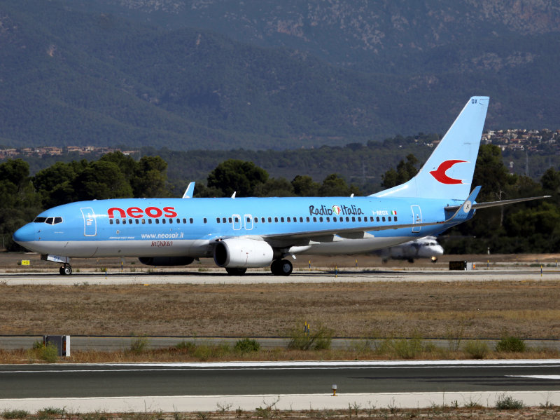 B737-800  I-NEOX  PMI 8-14  CPD.jpg