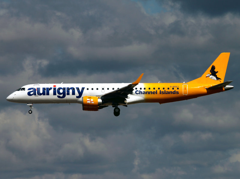 for 26L @ LGW