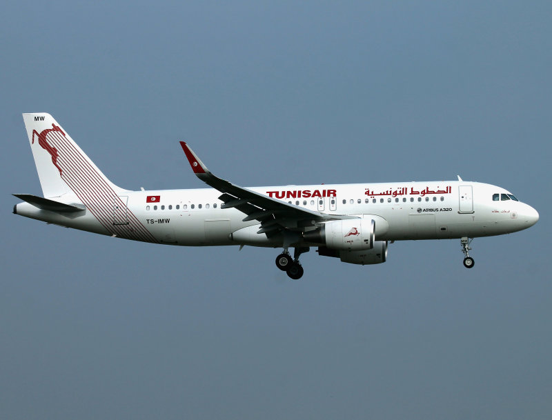 A320A  TS-IMW  LGW 5-15 CPD.jpg