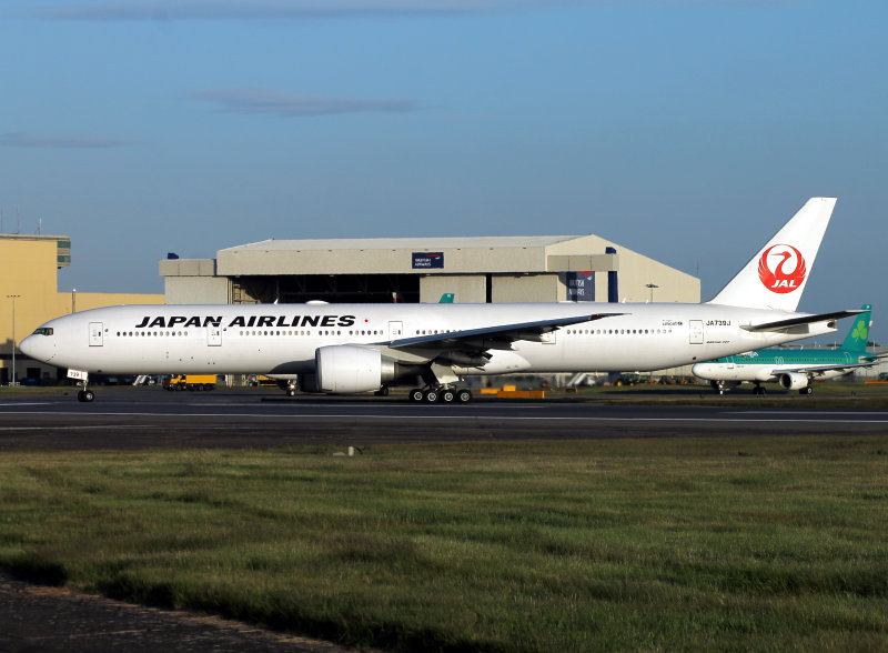 B773  JA-739J  