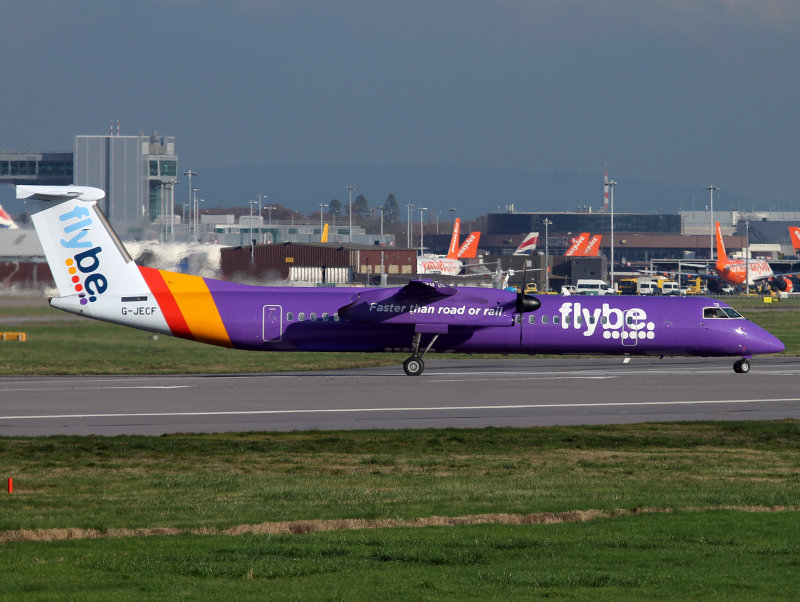 DHC8-Q400  G-JECF  