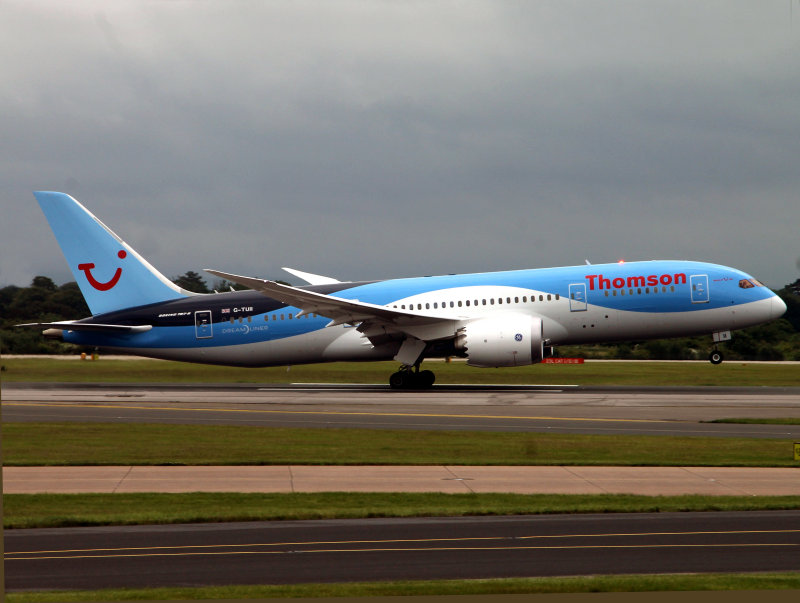 Thomson's latest Dreamliner dep ex MAN