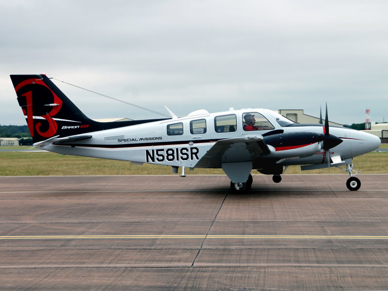 Beech 55 N581SR