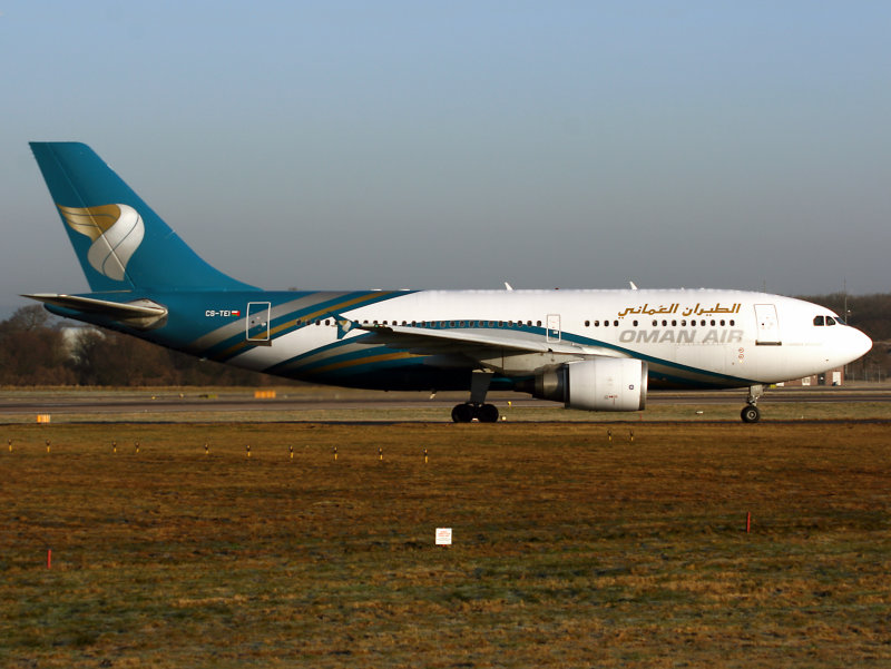 A310-300 CS-TEI