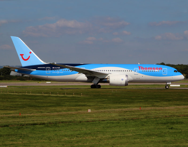 G-TUII LGW 10-9-15  CPD.jpg