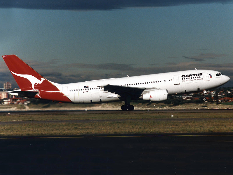 A300B VH-TAD 