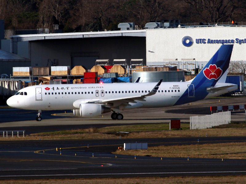 A320A F-WHUE