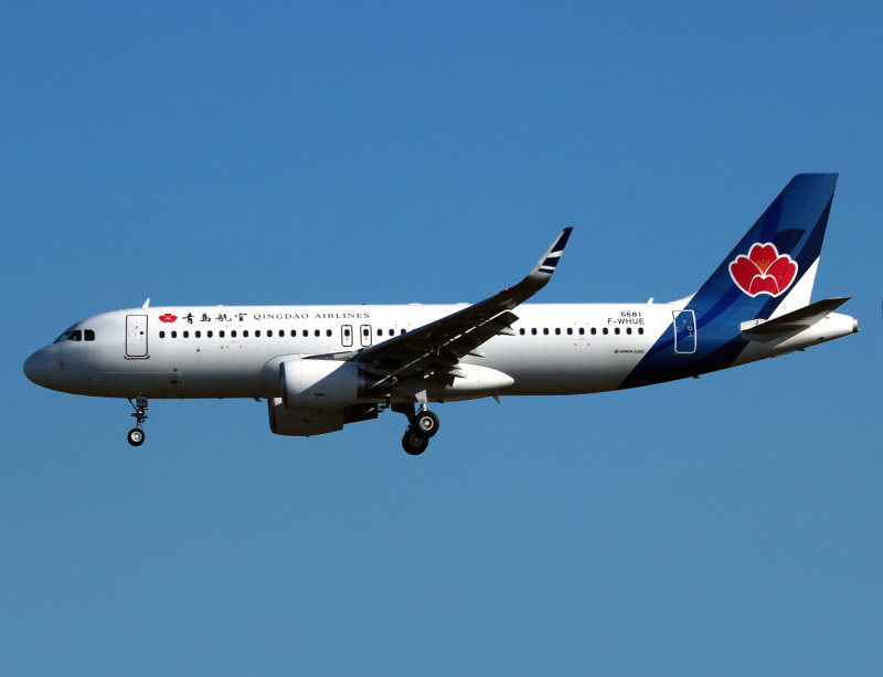 A320 F-WHUE
