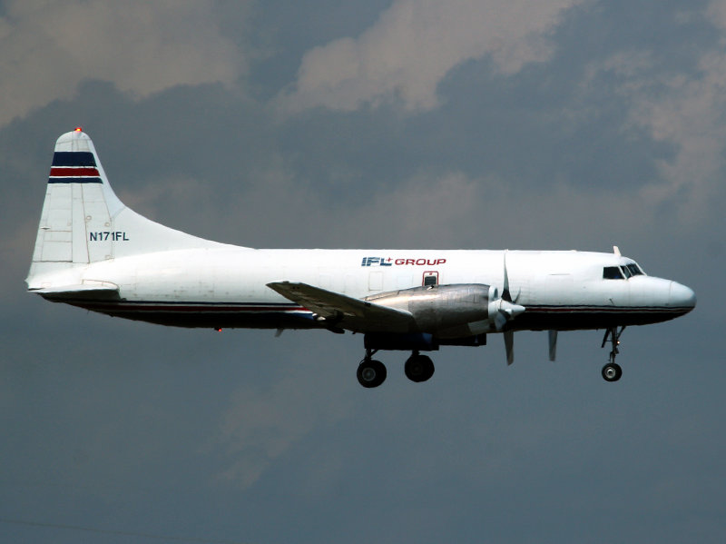 CV5800 N171FL
