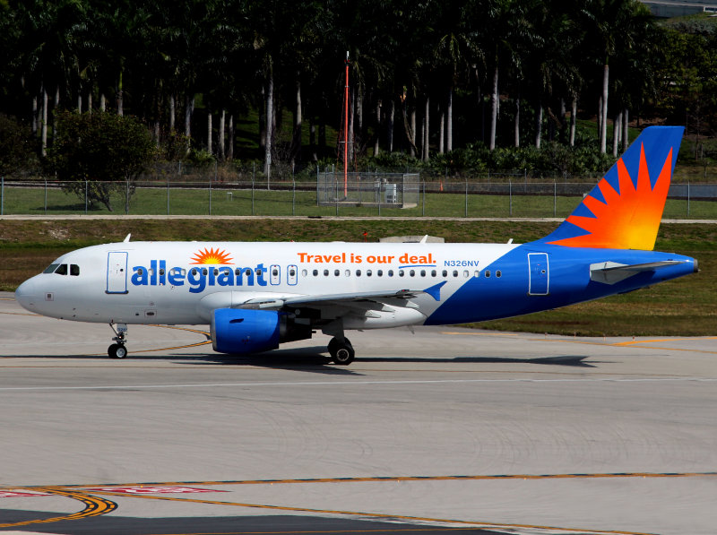 A319 N326NV