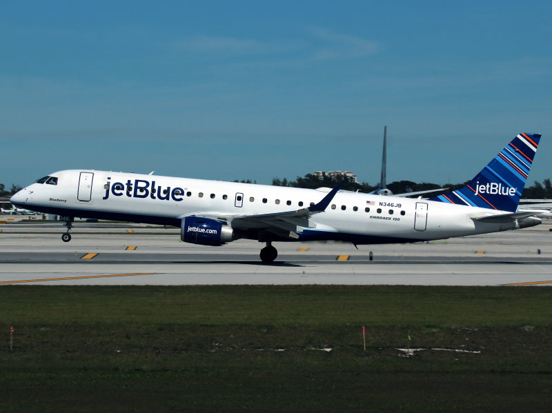 EMB 190 N346JB 
