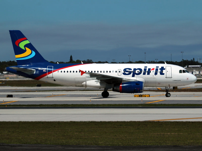A319 N521NK