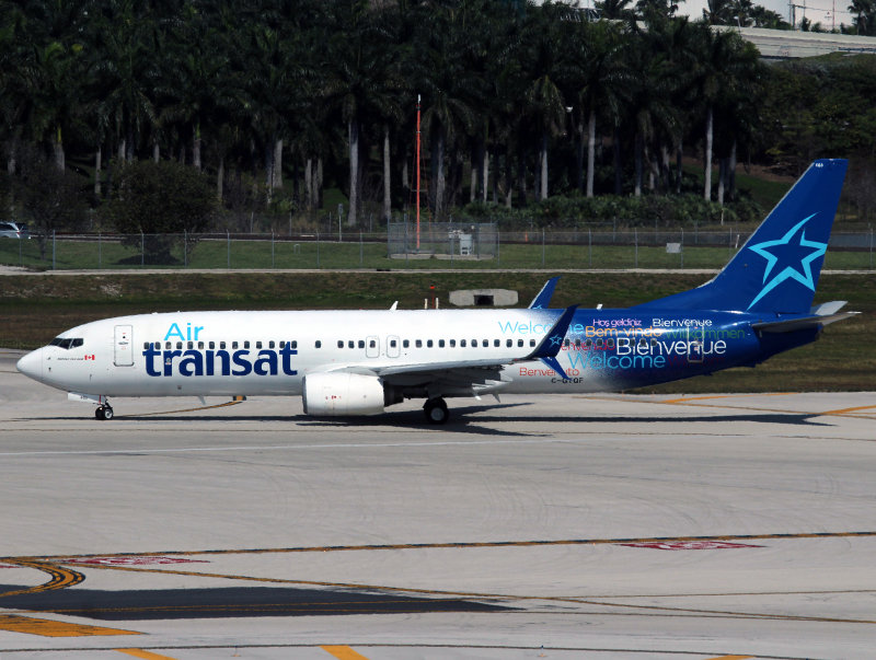 B737-800 C-GTQF