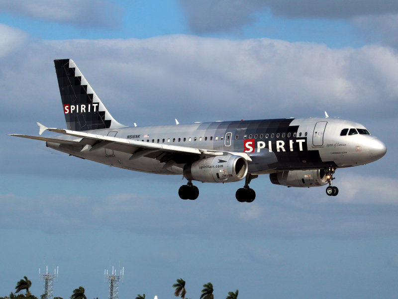 A319 N516NK