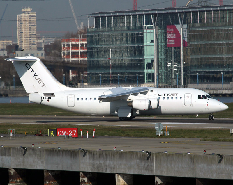 Bae R85 EI-RJH