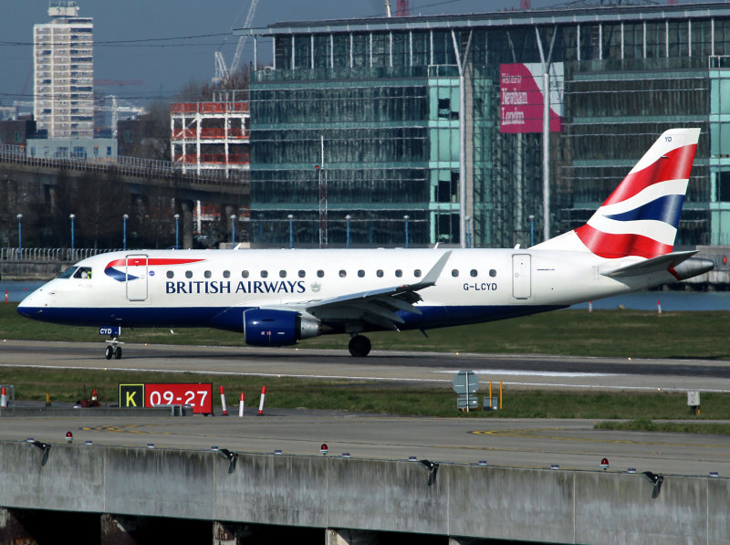 Emb 170 G-LCYD