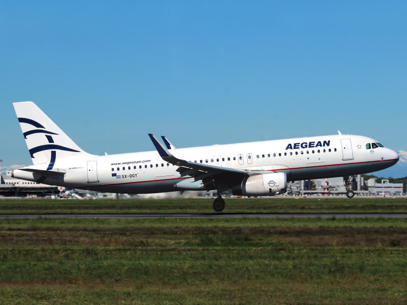 A320 SX-DGY 