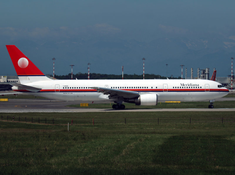B767-300 I-AIGG 